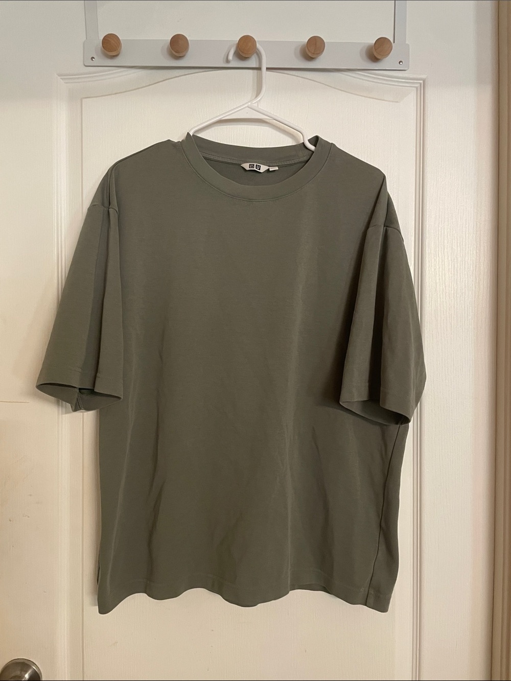 Uniqlo Men's Crewneck T-Shirt size Large #171
